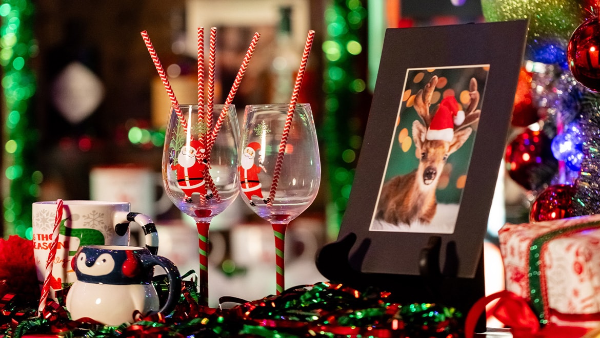 reindeer portrait and drink