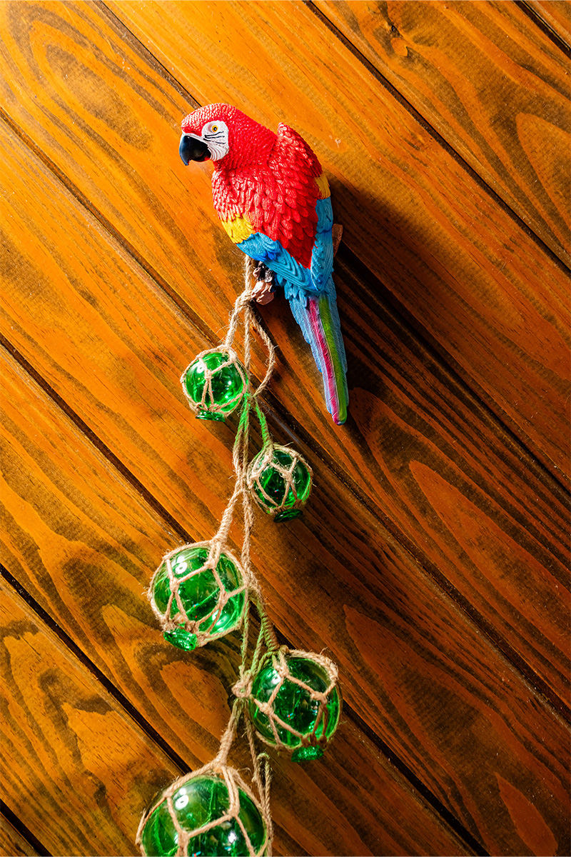 tiki image 8