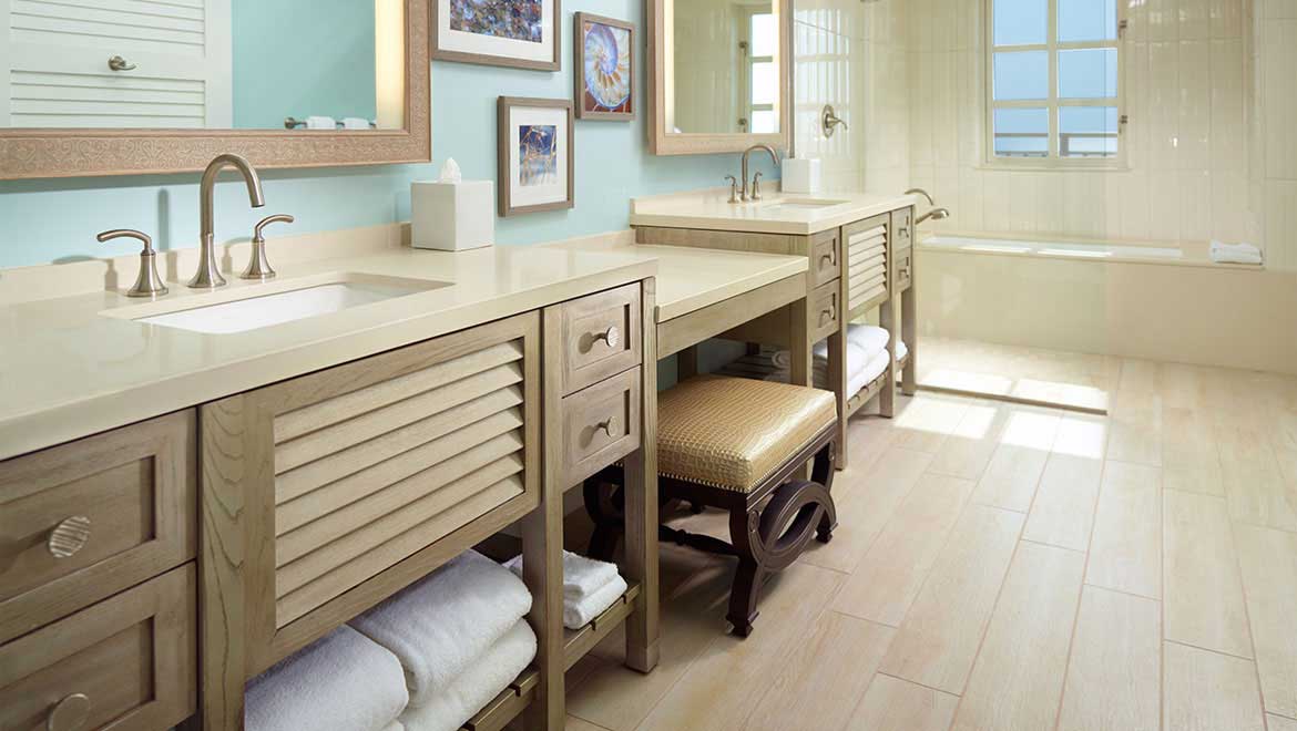 Infinity bathroom at Amelia Island