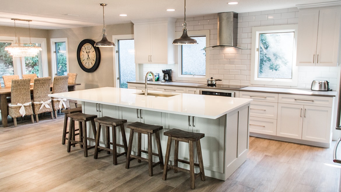 Unit 3801 Kitchen and Dining Area