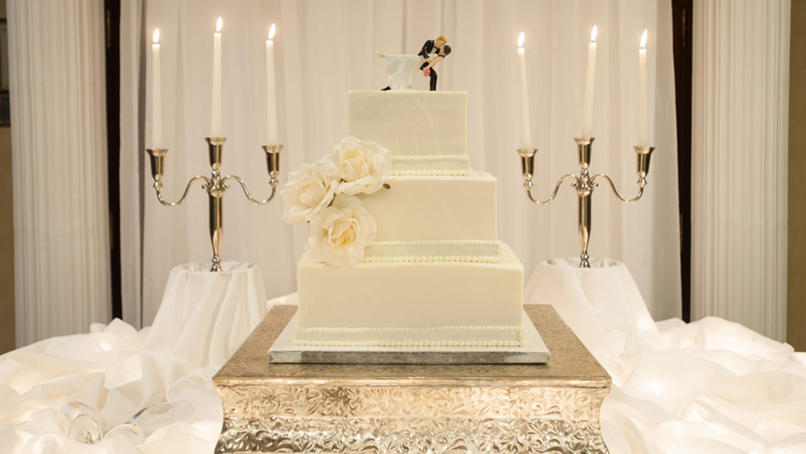 Wedding cake  - Omni Austin Hotel Downtown