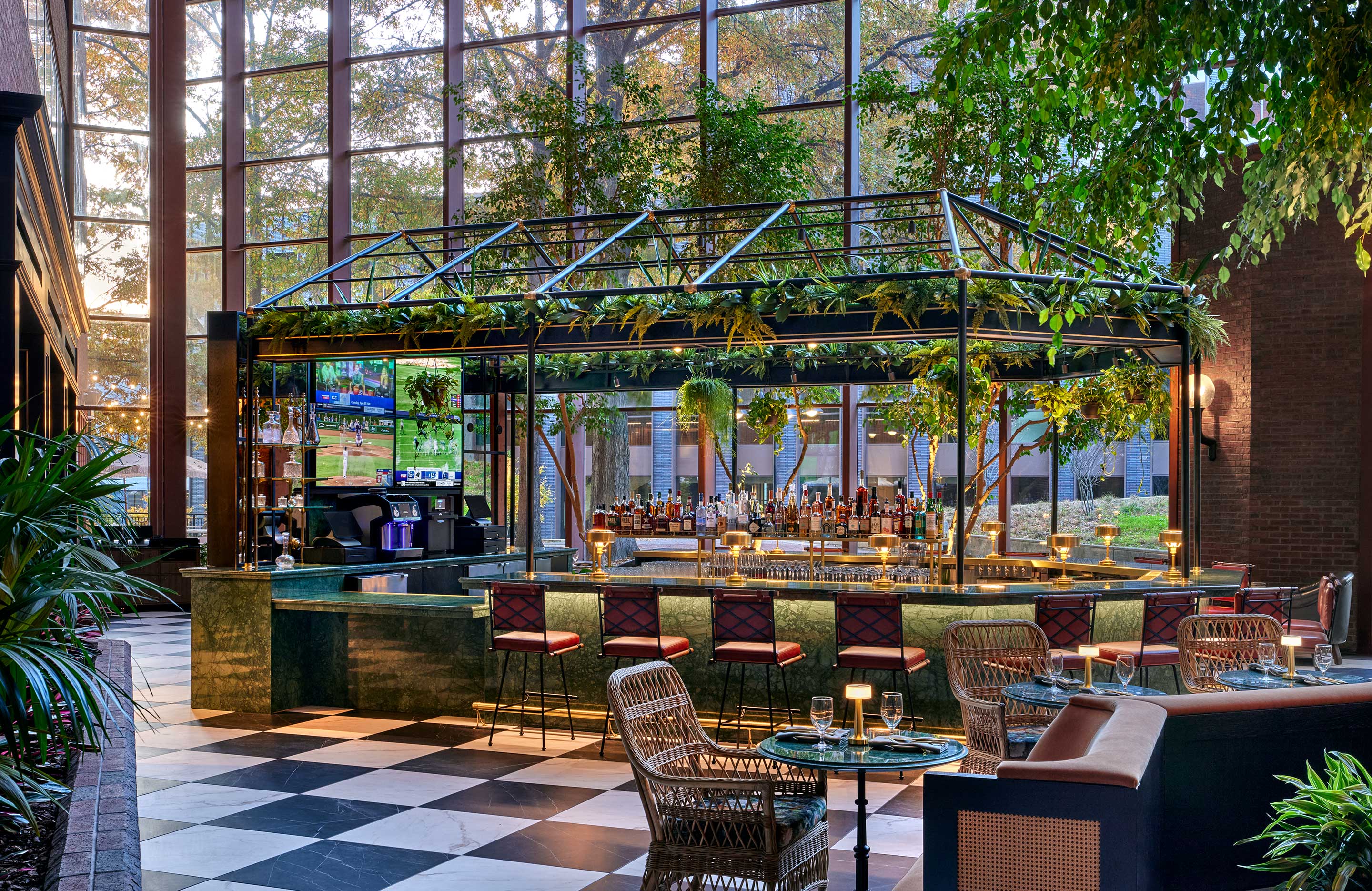 Omni Charlottesville Atrium Bar