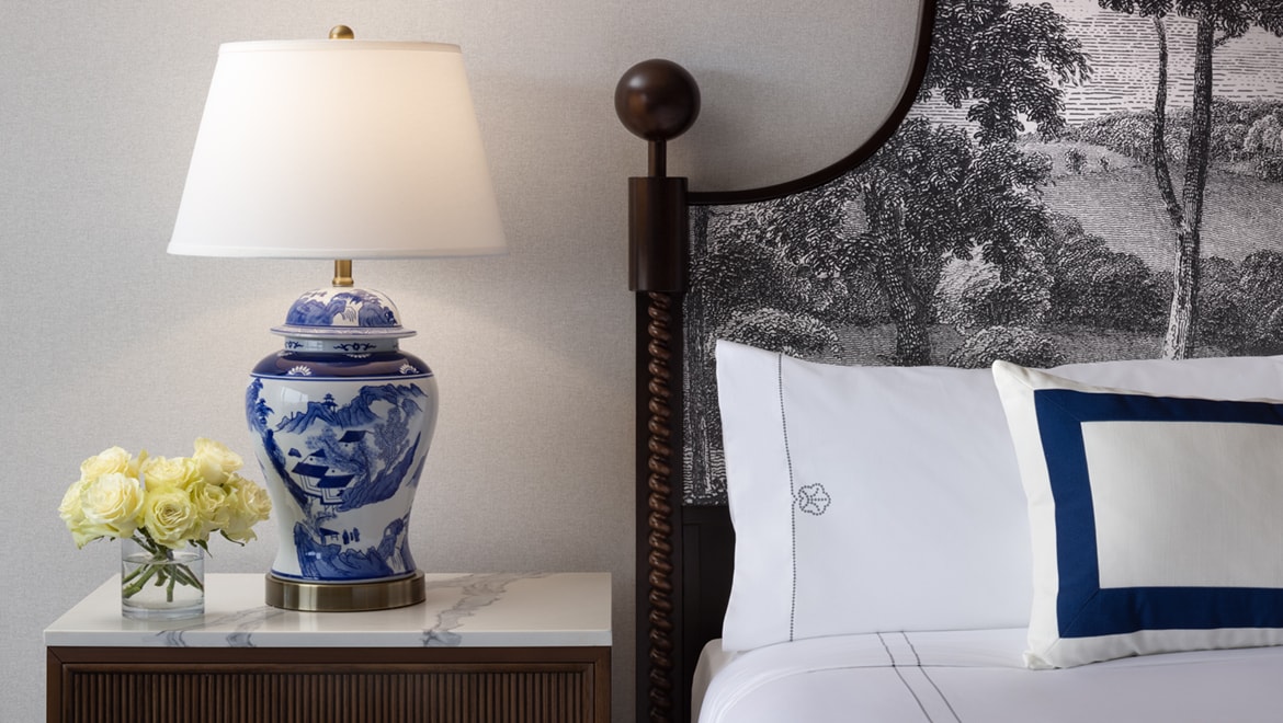 Omni Charlottesville Guestroom