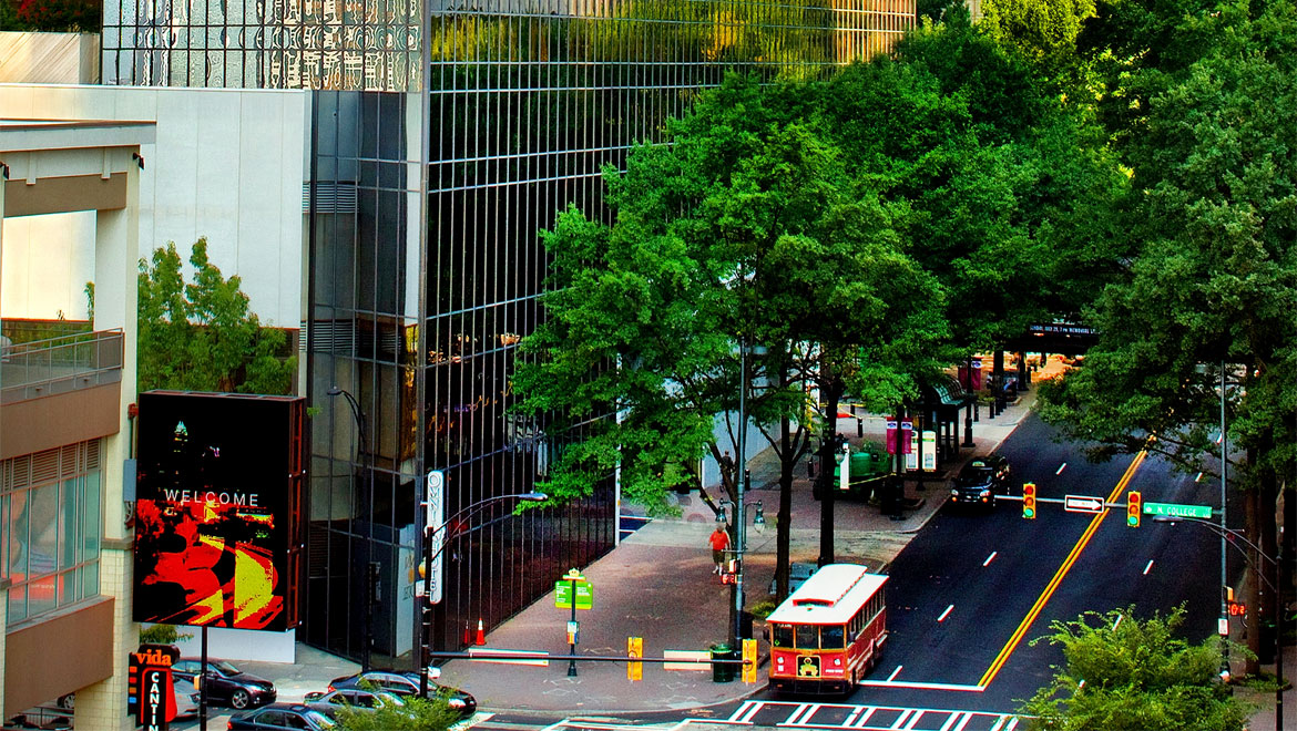 Omni Charlotte Hotel exterior