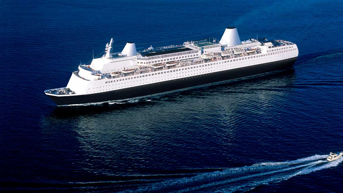 Cruise ship