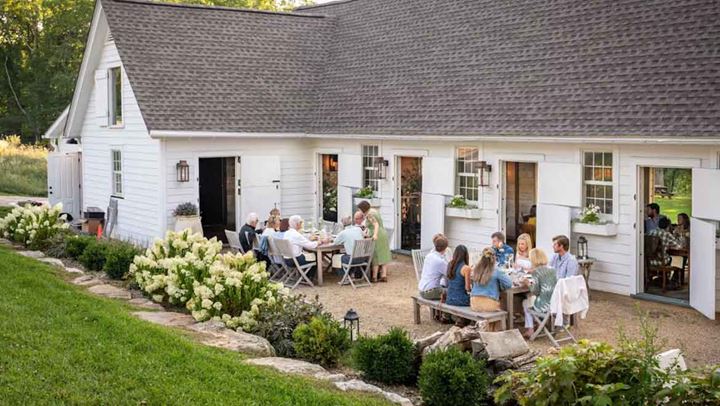 People on outside patio at the distillery.