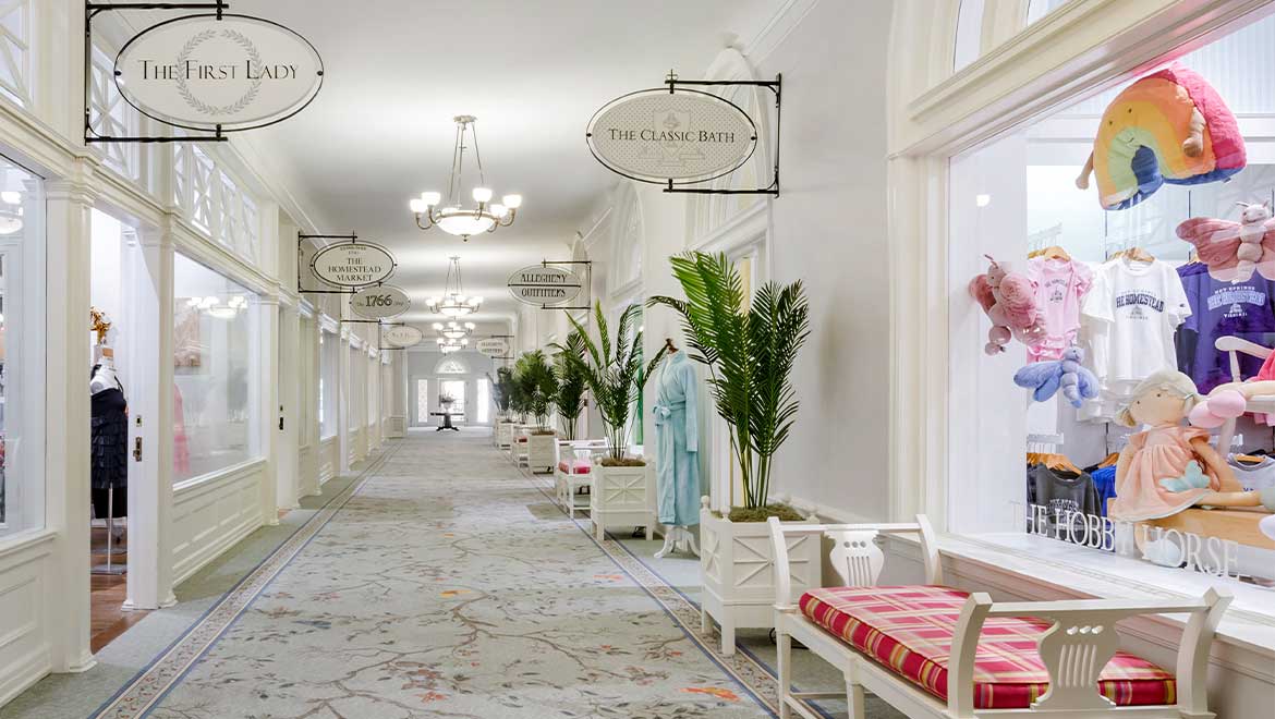 Retail shops at resort 