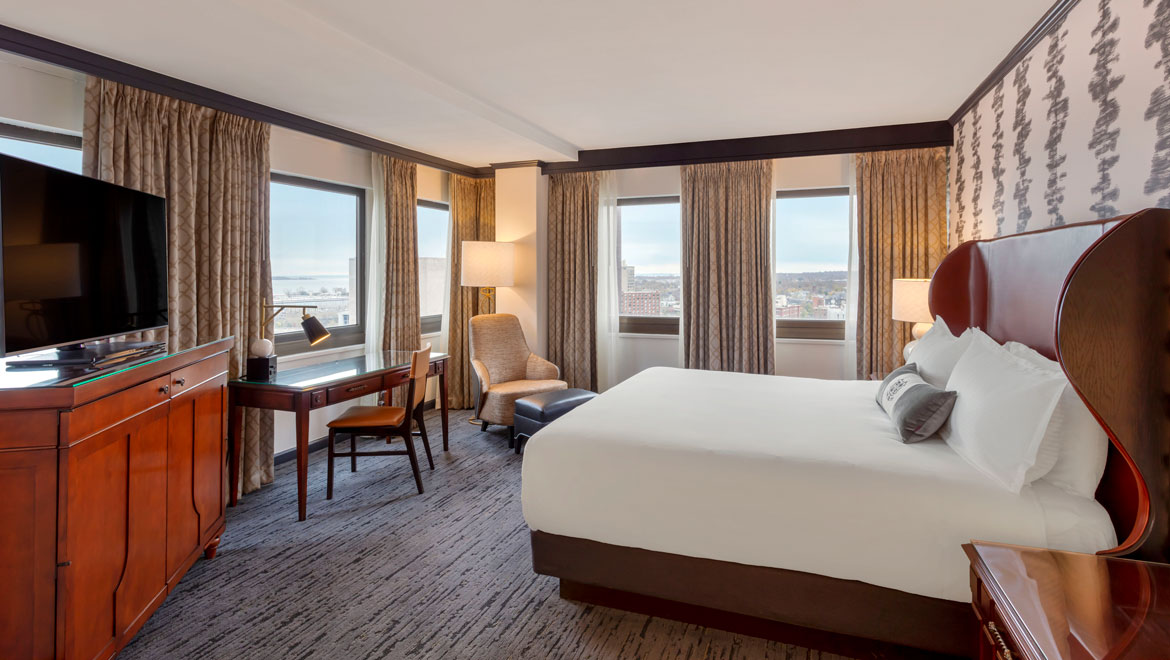 Omni New Haven Hotel at Yale deluxe king