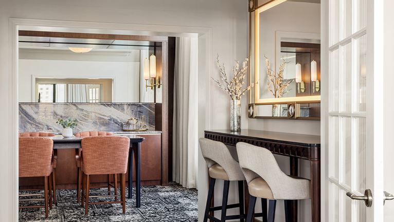 dinning area lilly room