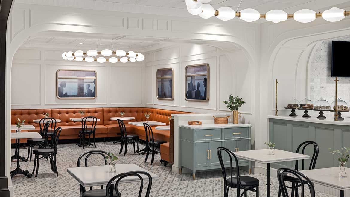 Hotel cafe and market