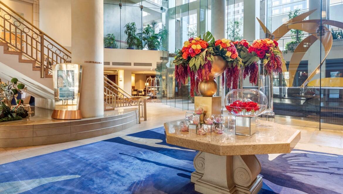 Fresh flowers in lobby.