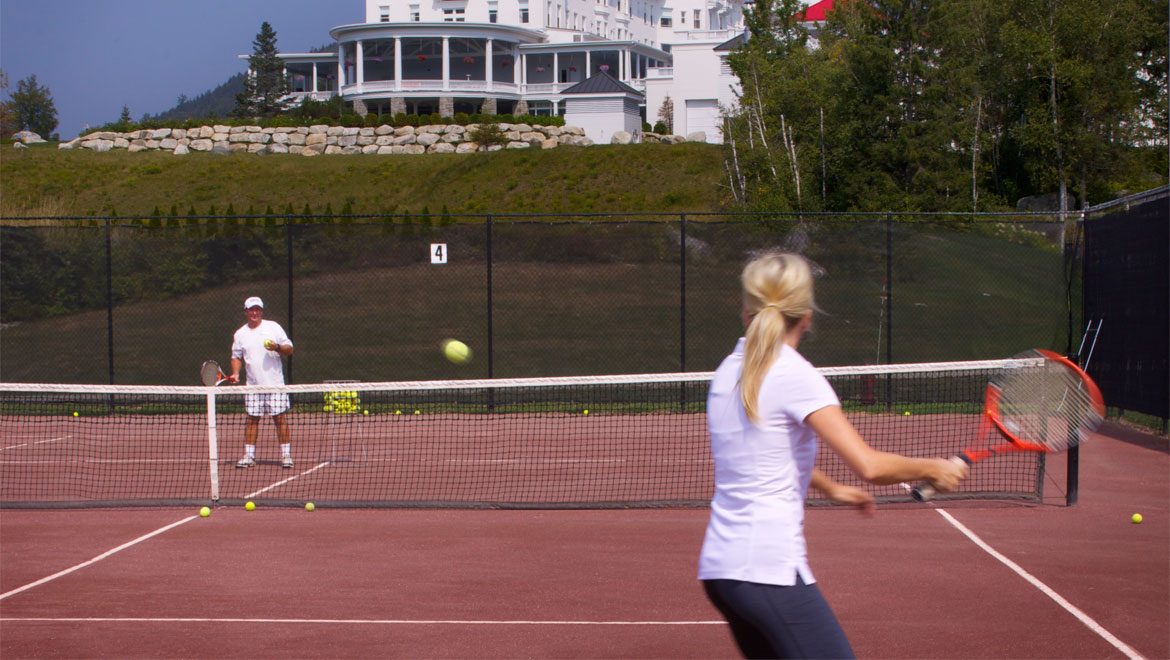 People playing tennis
