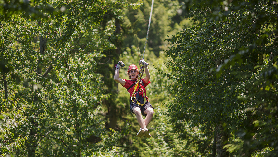 zip lining 