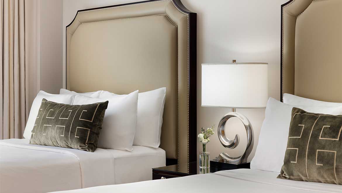 Guest suite with two queen beds