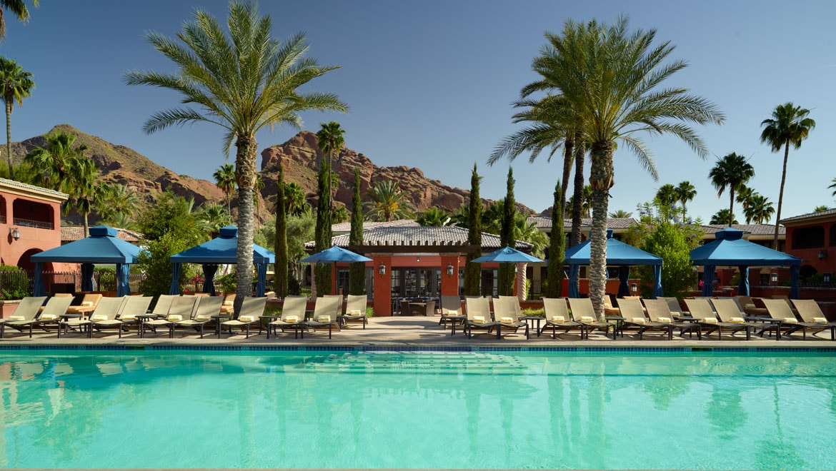 Oasis pool