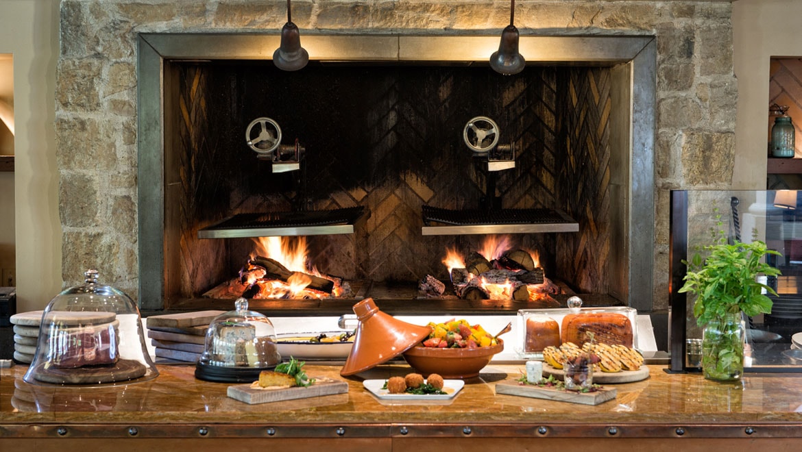 Prado restaurant dining