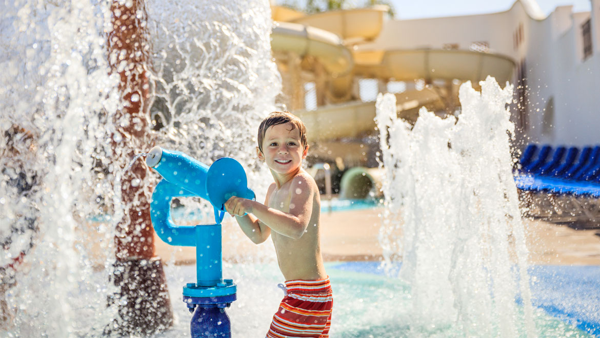 Splash, Dine &amp; Stay