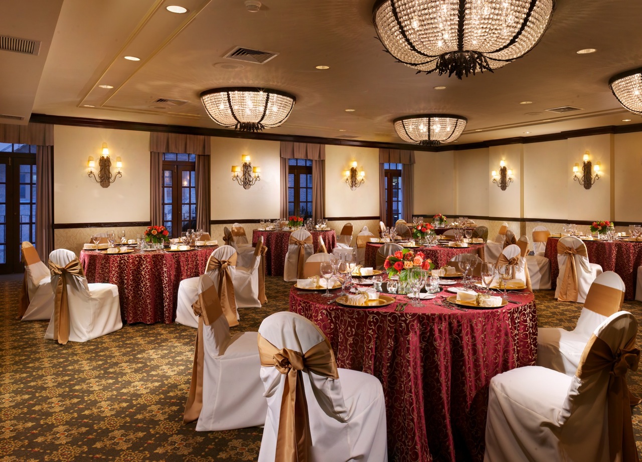 Banquet set up with round dining tables. 