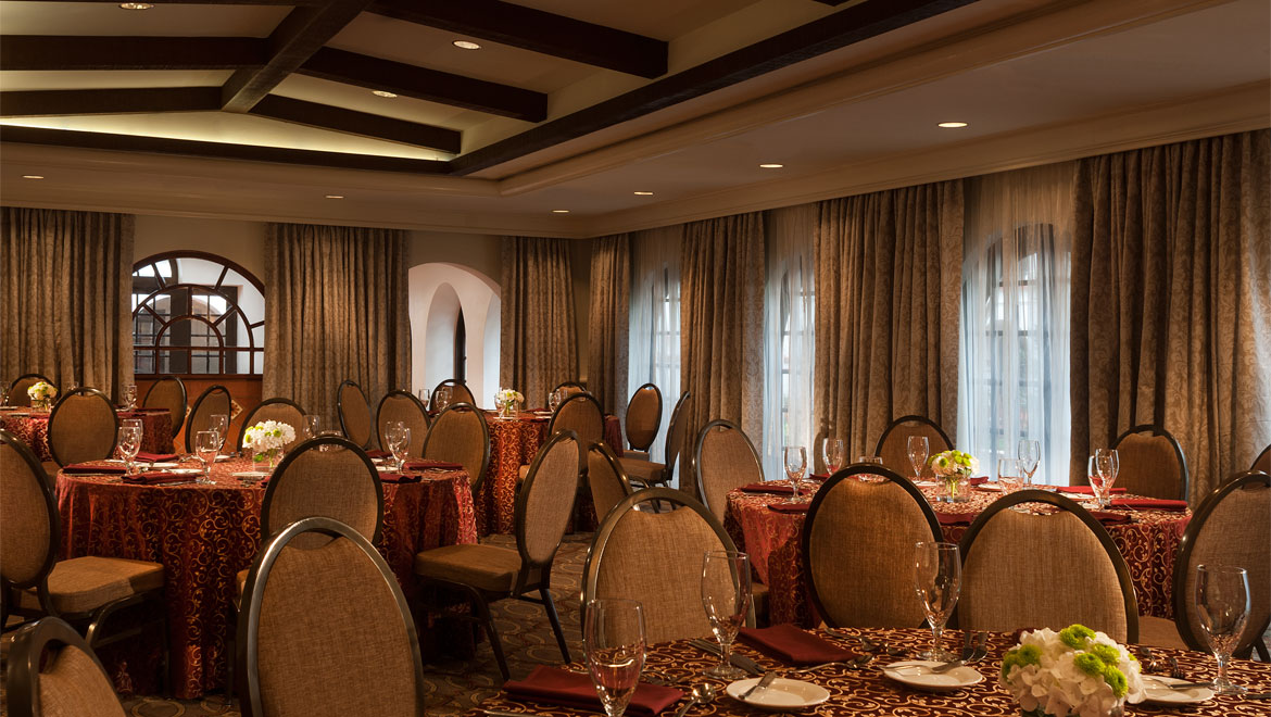 Dining setup La Mansion capistrano meeting room 