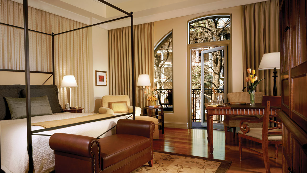 Mokara Hotel & Spa guest room