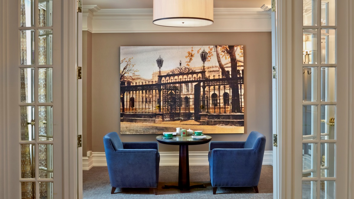 Royal Club Lounge in Toronto