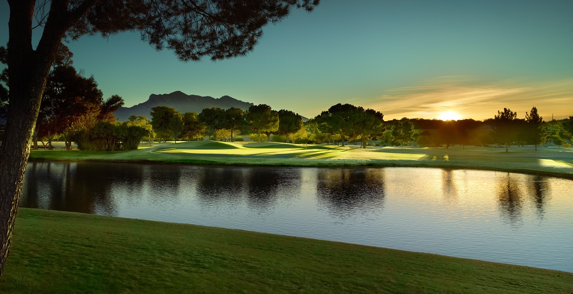 Water feature on golf course