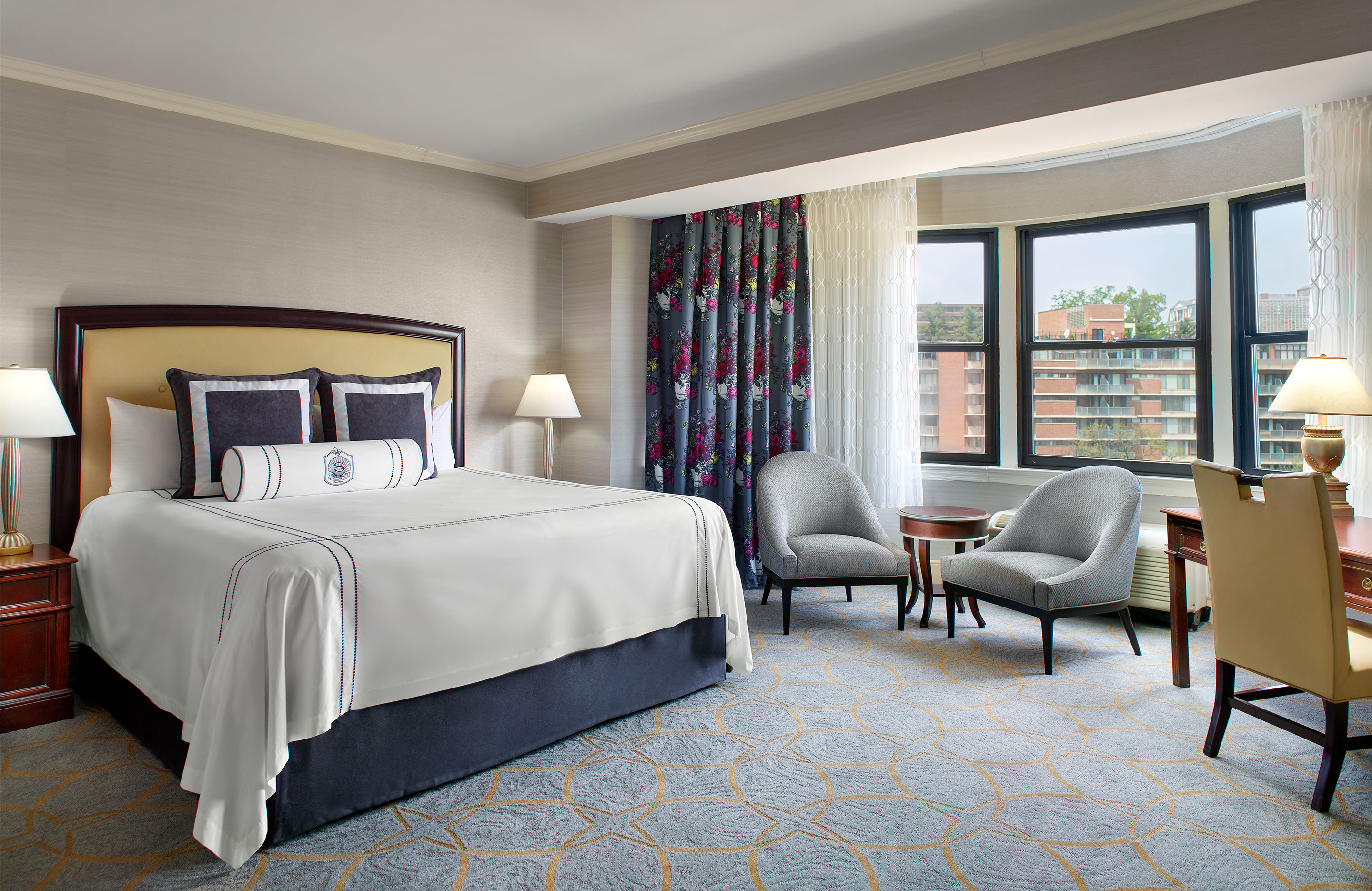 King room with view.