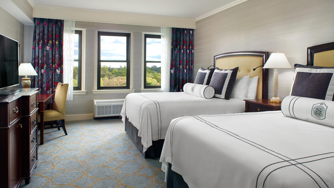 Deluxe Double Queen Bed Guest Room